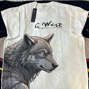 G WEST OVERSIZED WOLF TEE
 ( yellow marks of being folded )